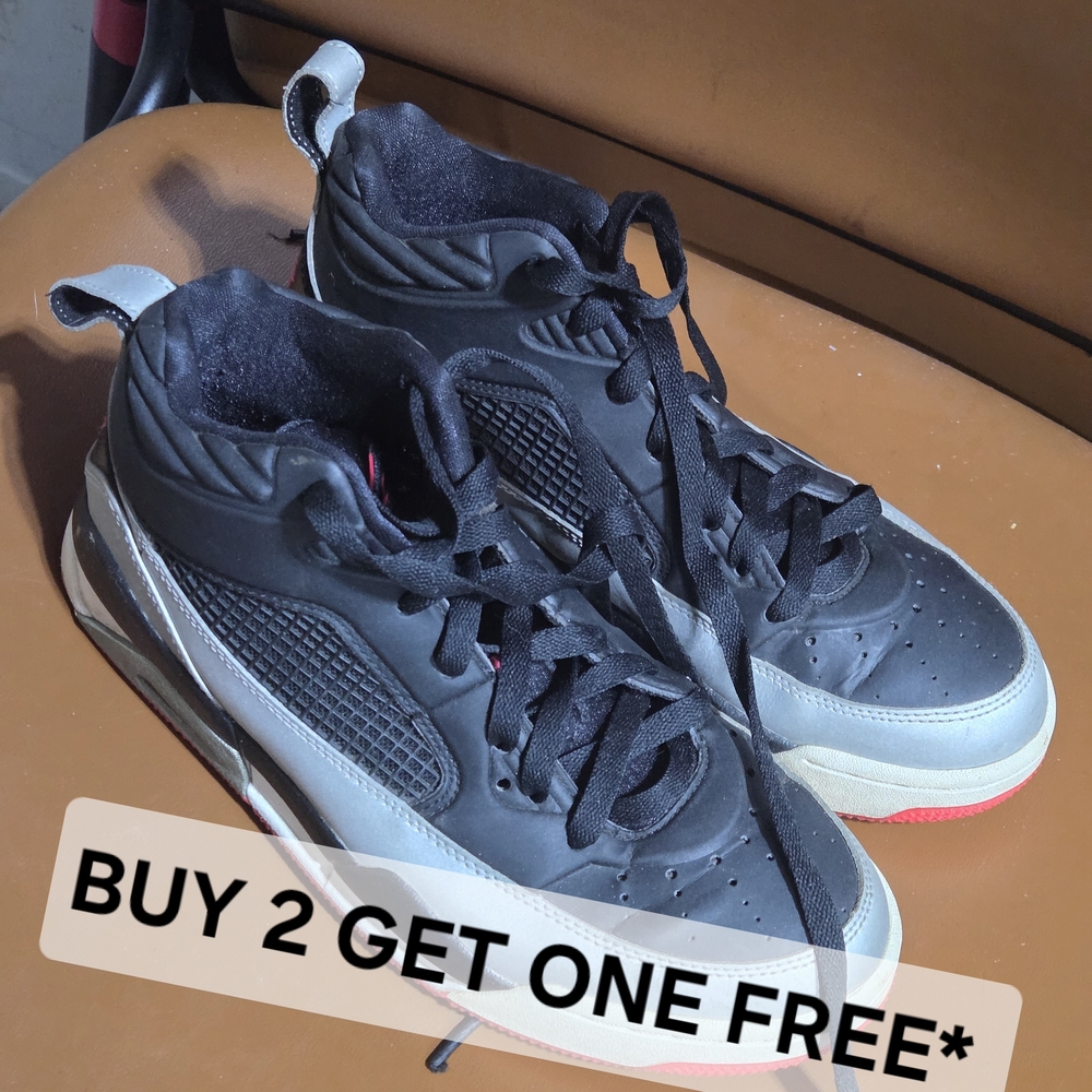 BUY 2 GET ONE FREE* Black And Red Nike Air Jordan 9.5s Sneakers Size 6m/7.5w